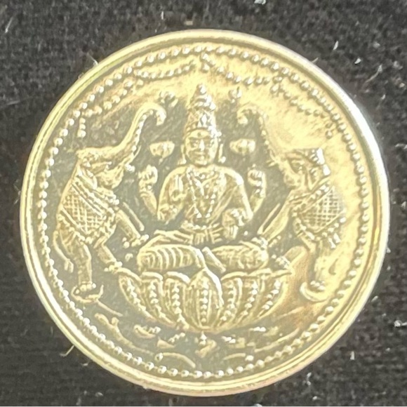 Sterling Silver Coin with Hindu Prosperity Deity Lakshmi- Made in India - Picture 2 of 6
